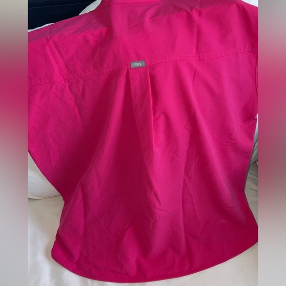 Figs “Shocking Pink” Limited Edition Catarina Scrub Top Size: L - Picture 4 of 9